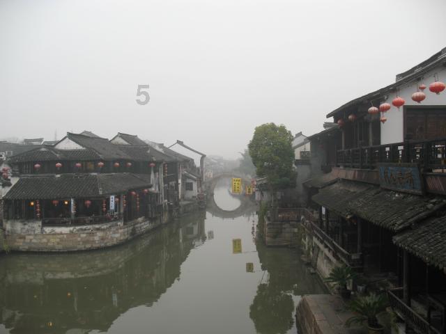 阴森庄园的秘密